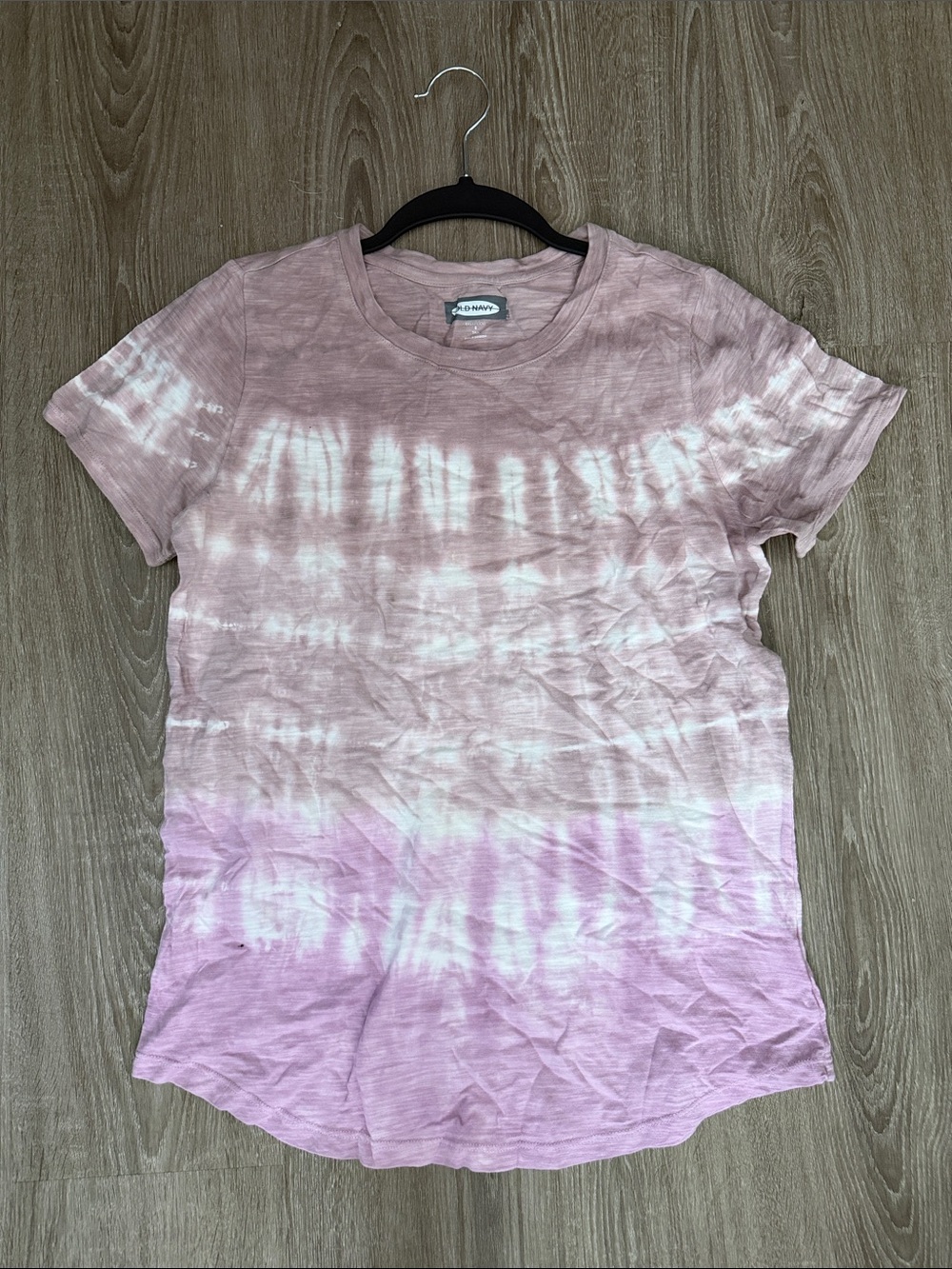Old Navy tie dye Everywear tee